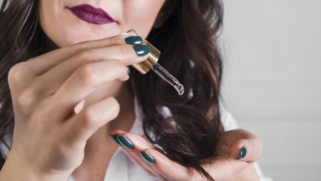 Смяната на сезоните е труден и предизвикателен момент за косата