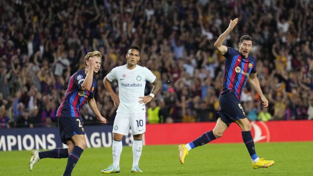 Барселона доминира тотално срещу Интер на Камп Ноу но едва