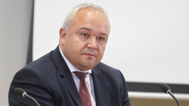 Ще има мерки и действия спрямо хората които не са