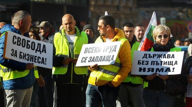 Пътните фирми ще получат първите 650 милиона лева които им