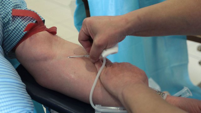 Спукана вена при взимане на кръв вероятно всеки се