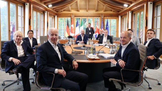 Страните от Г-7 планират да завършат процеса по налагане на