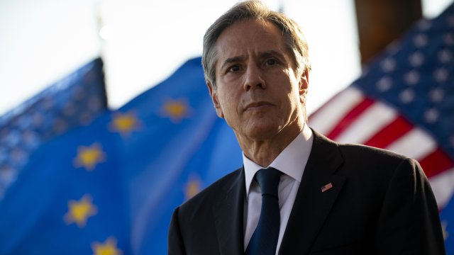 Ще е много трудно да бъде издействано изтеглянето на руските