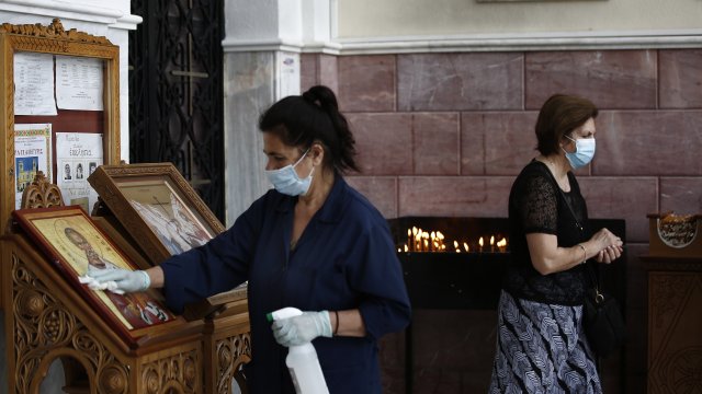 Здравните служители в болничните заведения в Северна Гърция и област