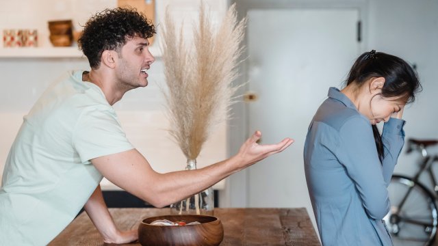 В днешно време на много хора им се налага да