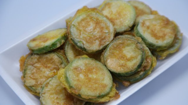 Тиквичките са един от най свежите и полезни летни зеленчуци Много