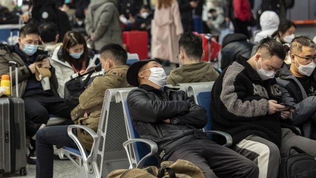 Китай съобщи за близо 13 000 смъртни случая свързани с