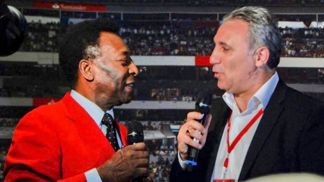 Продължава вълната от съпричастност към Краля на футбола Пеле