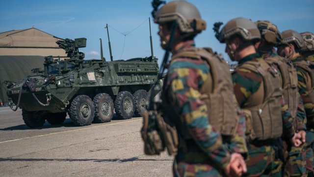 Запасите на Белгия от оръжие с което да се помогне