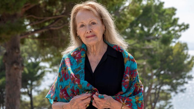 Френската писателка Ани Ерно е носителят на Нобелова награда за литература Престижното