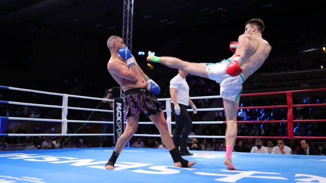 Едуард Алексанян (България) победи Владислав Тюрменко (Украйна) в петата битка