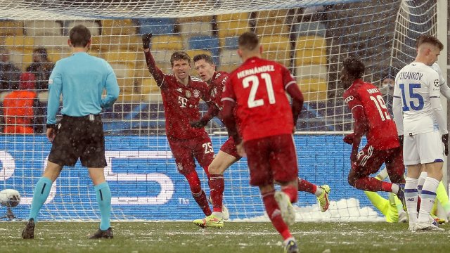 "Байерн" (Мюнхен) победи "Динамо" (Киев) с 2:1 като гост в