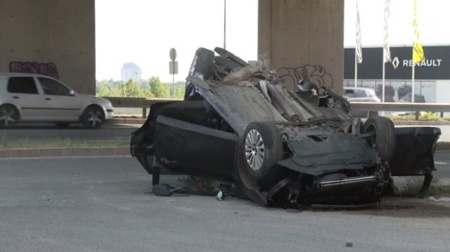 Шофьорът на блъснатия на Околовръстноно в София автомобил се оказа