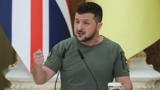 Украинският президент Володимир Зеленски отново заяви своята позиция че е