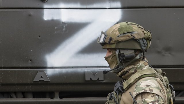 Руските сили продължават да нанасят ракетни удари по жилищни квартали