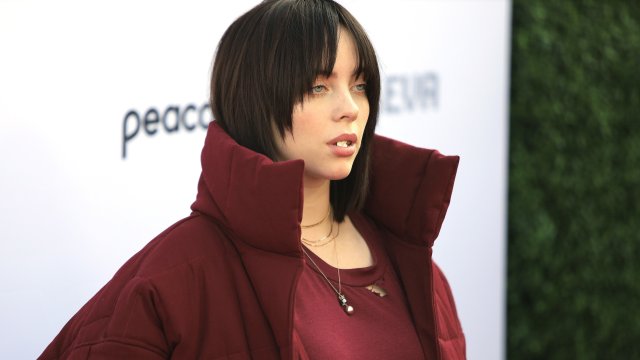 Били Айлиш е поредната известна личност която признава че е