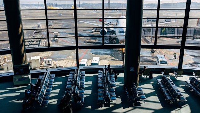 В същото време вестникът подчертава че страните членки на ЕС все