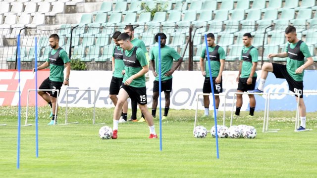 Детско юношеската школа на Черно море търси нови попълнения за една