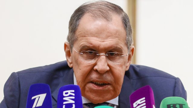 Министърът на външните работи на Русия Сергей Лавров е на