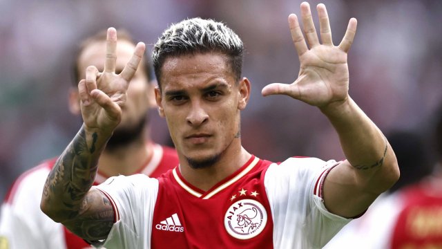 Манчестър Юнайтед е все по близо до трансфер на 22 годишния бразилски