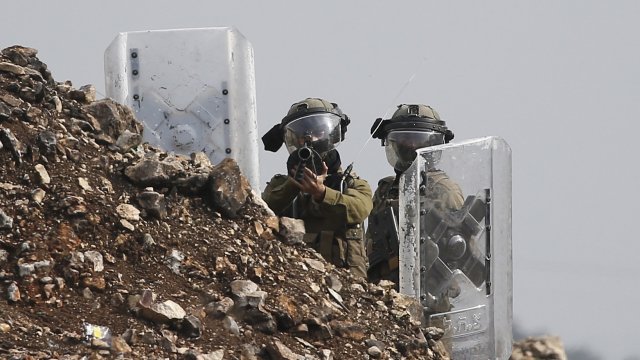 Руският външен министър Сергей Лавров призова Израел и Палестина да