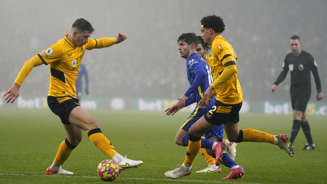 Английската футболна лига не планира да прекъсне първенствата заради нарастващите