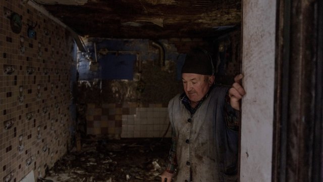 Над 500 украински населени места останаха без електричество след седмици