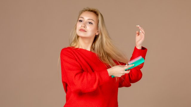 Увредената и изтънена коса не изглежда добре Никоя жена не