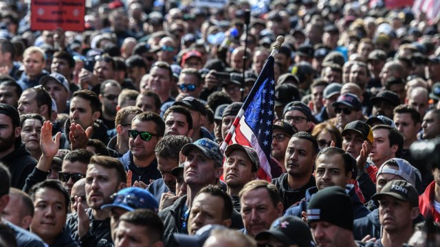 Губернаторът на щата Ню Йорк Кати Хоукъл обяви извънредно