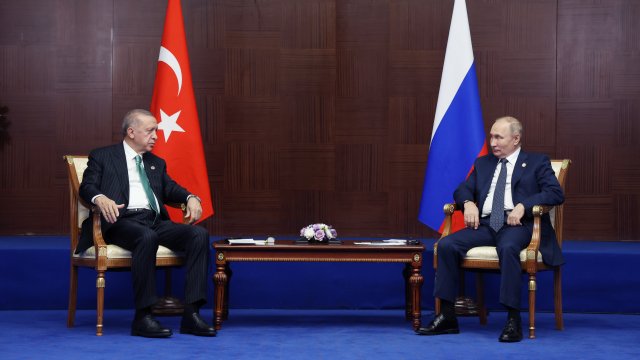 Президентът Реджеп Ердоган заяви, че Турция и Русия са инструктирали