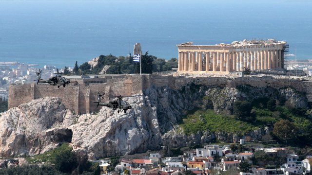 Туристите в Гърция през лятото само със здравен паспорт? - Bgonair