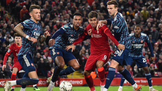 Ливърпул и Арсенал завършиха 0 0 на Анфлийлд в доста неприятен