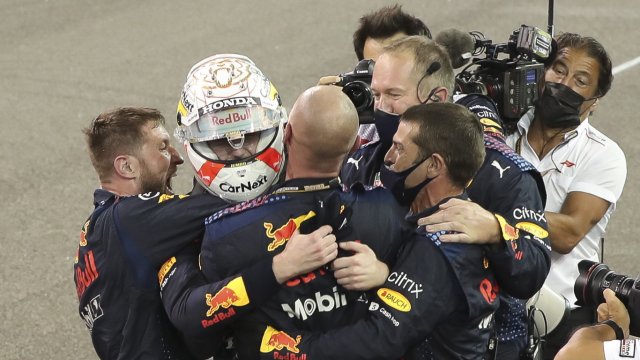 Макс Верстапен от Red Bull изпревари в последния възможен момент