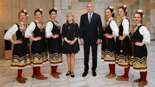 Със своите труд и качества българите в Германия допринасят за