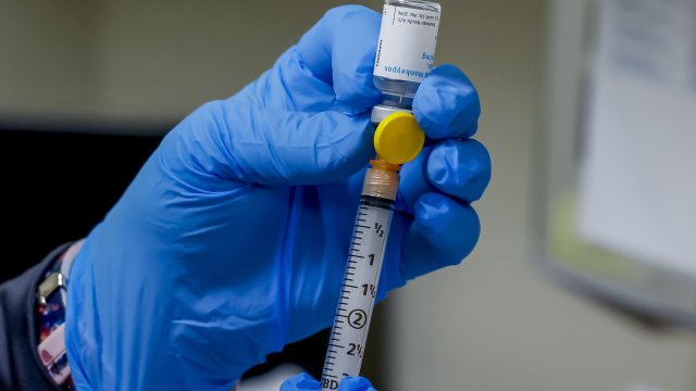 Кипър започва от днес имунизацията срещу маймунската шарка след като