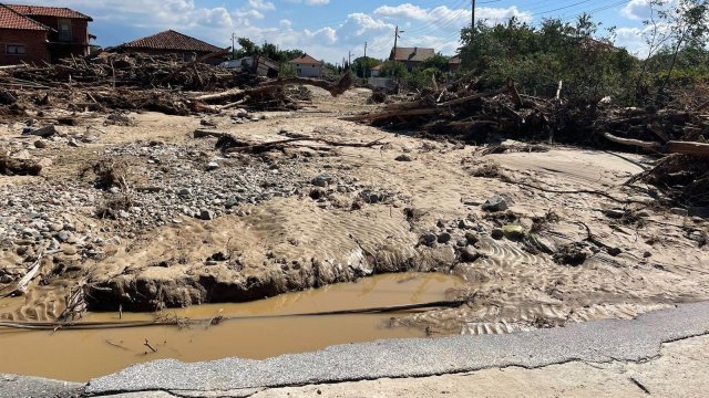 Правителството решава каква помощ да отпусне на пострадалите от бедствието