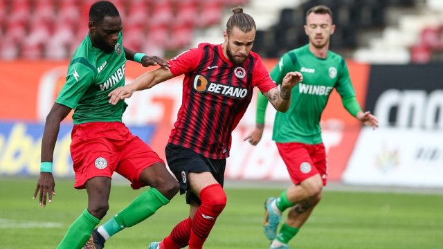 Локомотив София победи Ботев Враца с 1 0 Красимир Милошев вкара от