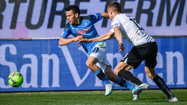 Виктор Осимен и Хвича Кварацхелия донесоха победата на Наполи с