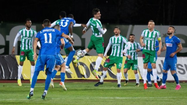 С гол в края Берое попари Левски и измъкна 1 1