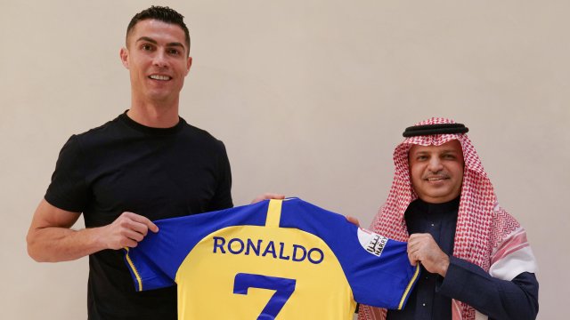 Семейството на Кристиано Роналдо ще живее в Саудитска Арабия за