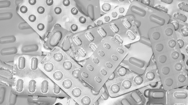 От понеделник в Кипър започва безплатното разпространение на първото лекарство