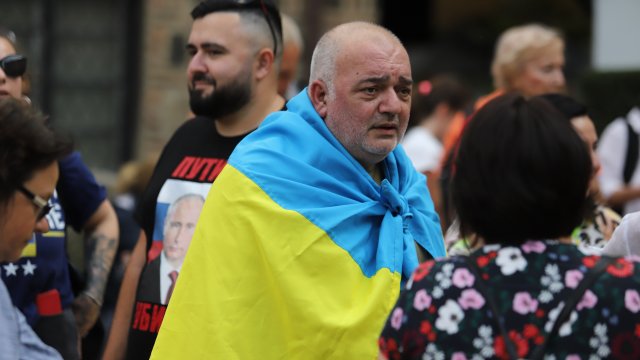 Имаме неофициални разговори с Продължаваме промяната и ДБ но нищо повече