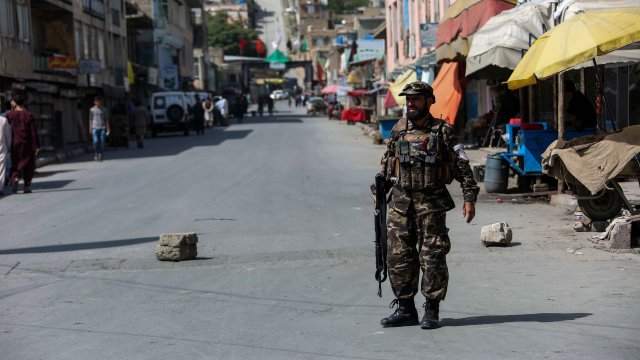 Бомба избухна в Кабул и е убила най-малко осем души