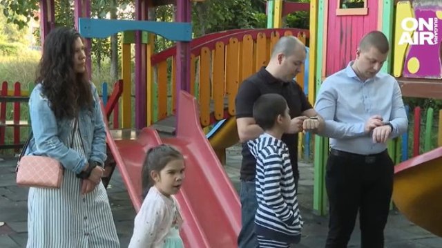 Има трети задържан след стрелбата на детска площадка в София.