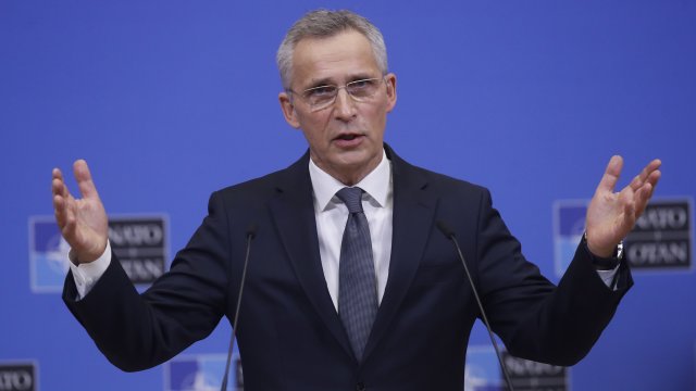 Съюзниците от НАТО поставиха в готовност сили и изпратиха кораби