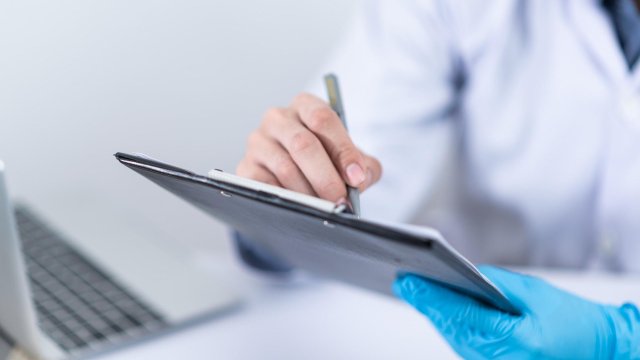 Водещи медицински специалисти от Европа и света обменят опит на