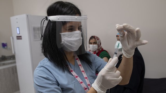 Министерството на здравеопазването на Турция разреши спешното използване на местната