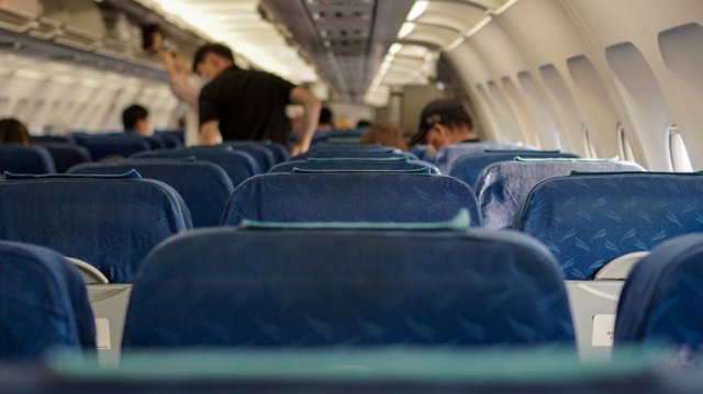 Самолет на частна авиокомпания в Непал изчезна днес с 22 ма