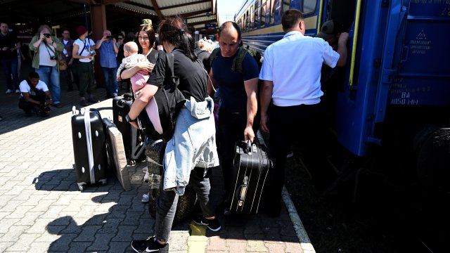 Над 100 млн души са били прогонени от домовете им по