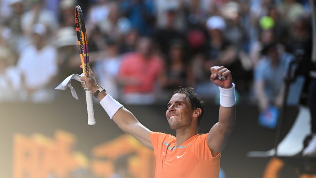 Действащият шампион Рафаел Надал се класира за втория кръг на